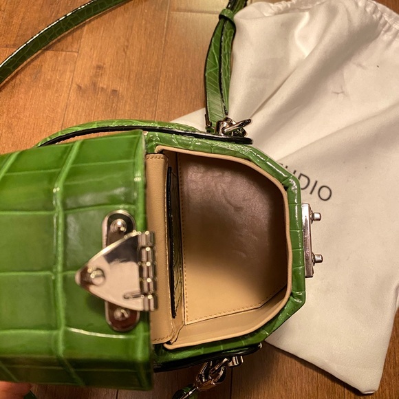 Two brand new Crocodile pattern bags - Picture 8 of 12